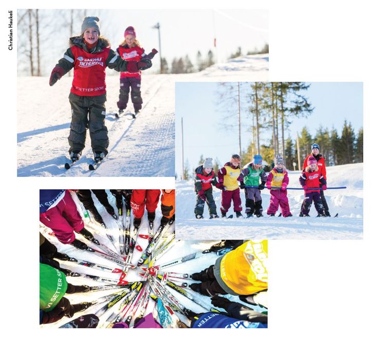 En gruppe barn på ski