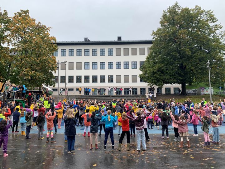 BlimE-dans på Løren skole