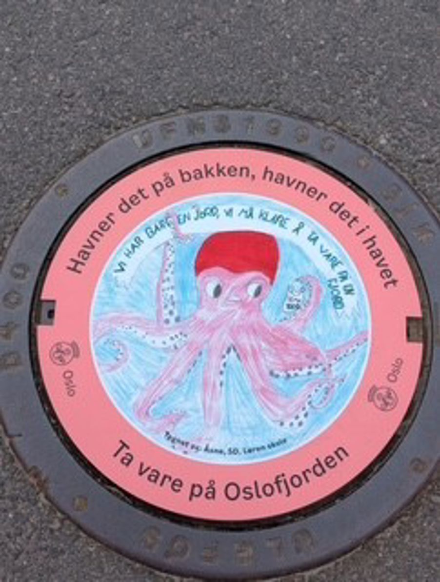 Foto: Bymiljøetaten et sirkulært objekt med grafisk design på